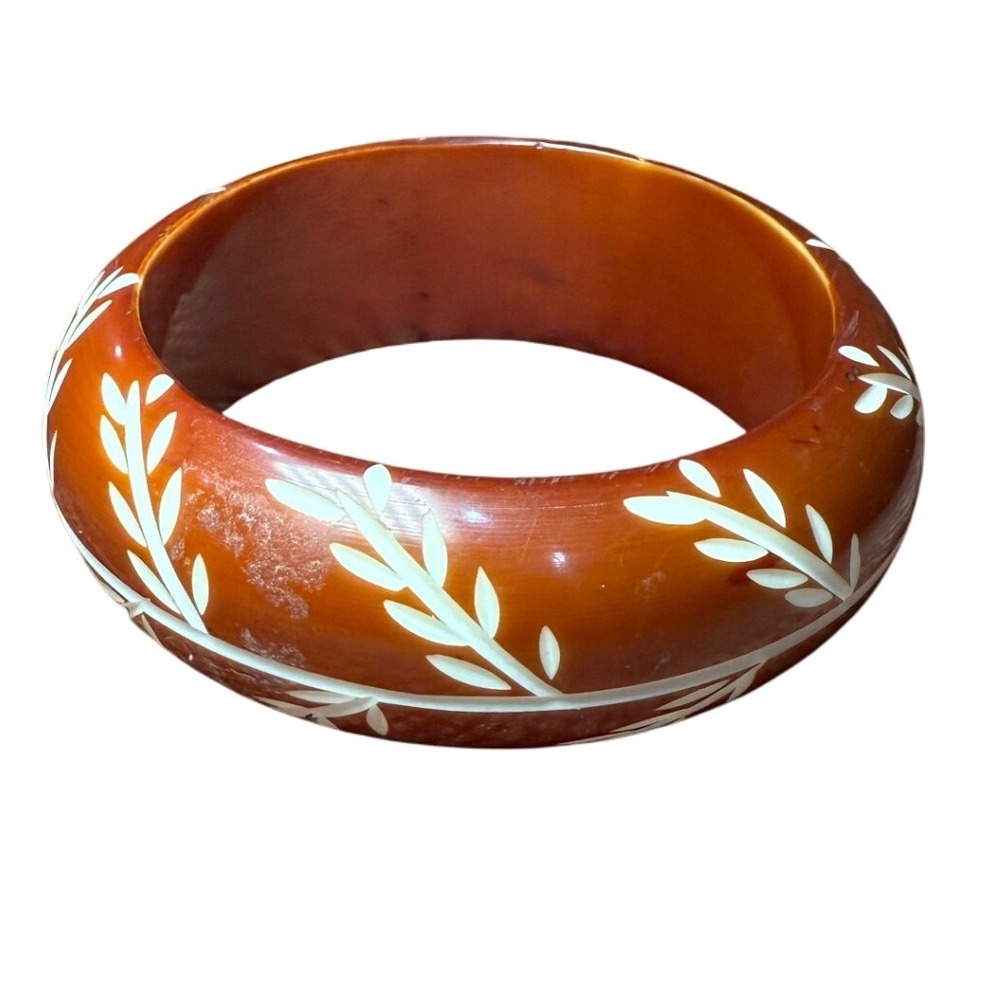 Vintage Bakelite Style Leaf Carved Bangle Bracelet Brown‎ White